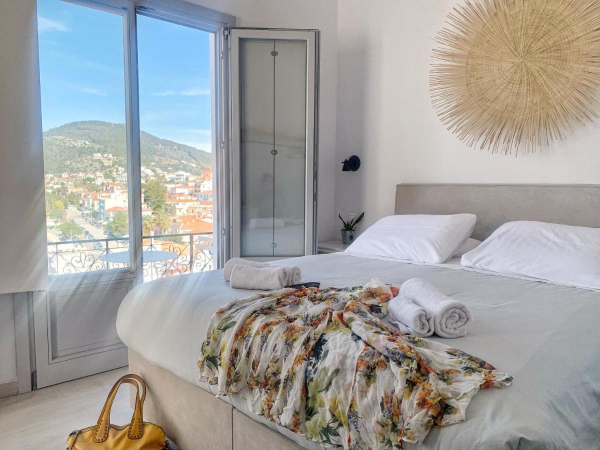 Gigi Rooms Poros Town Eksteriør billede
