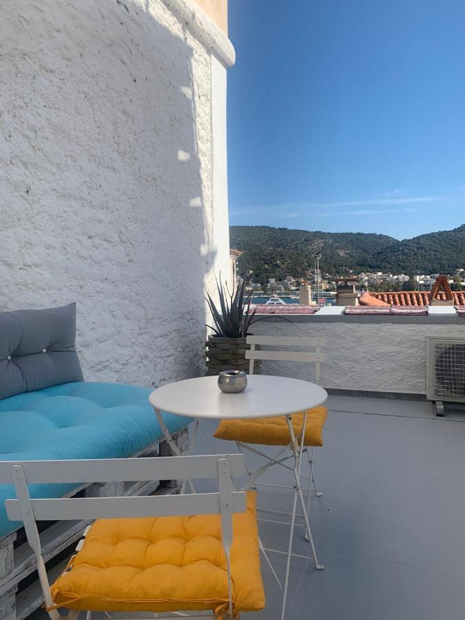 Gigi Rooms Poros Town Eksteriør billede