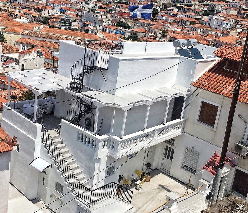 Gigi Rooms Poros Town Eksteriør billede