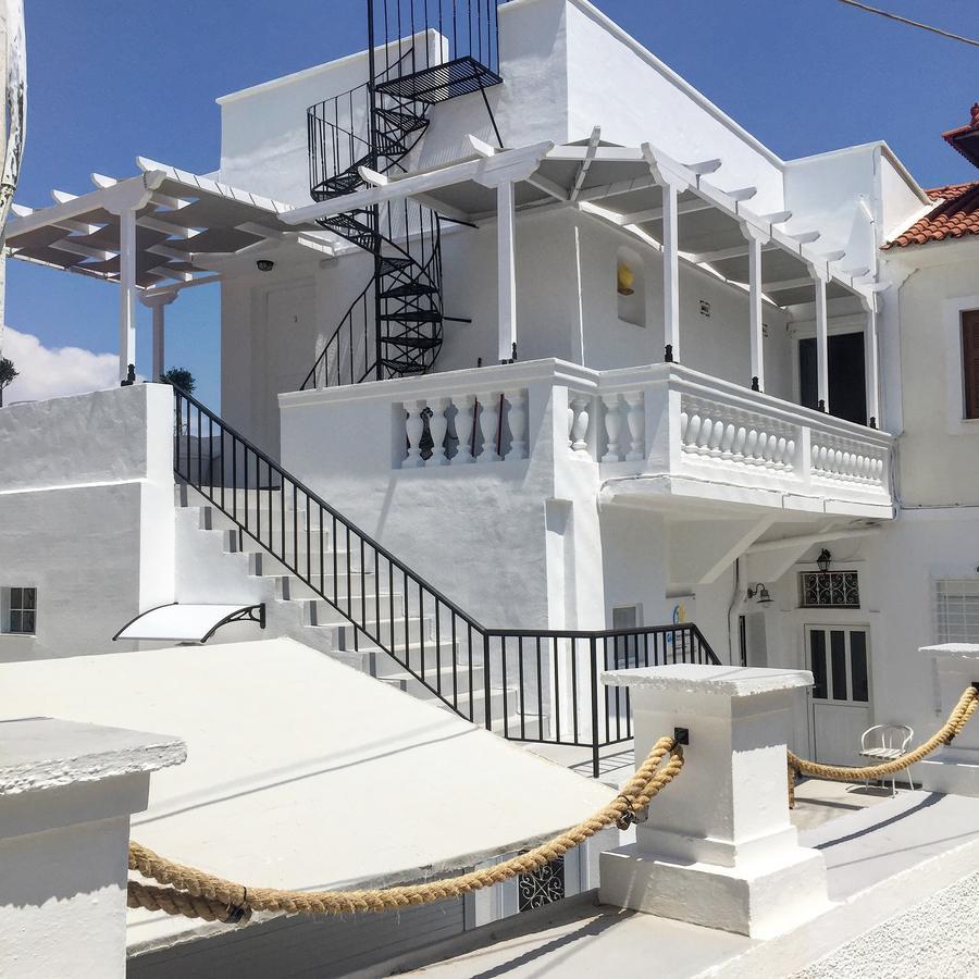 Gigi Rooms Poros Town Eksteriør billede