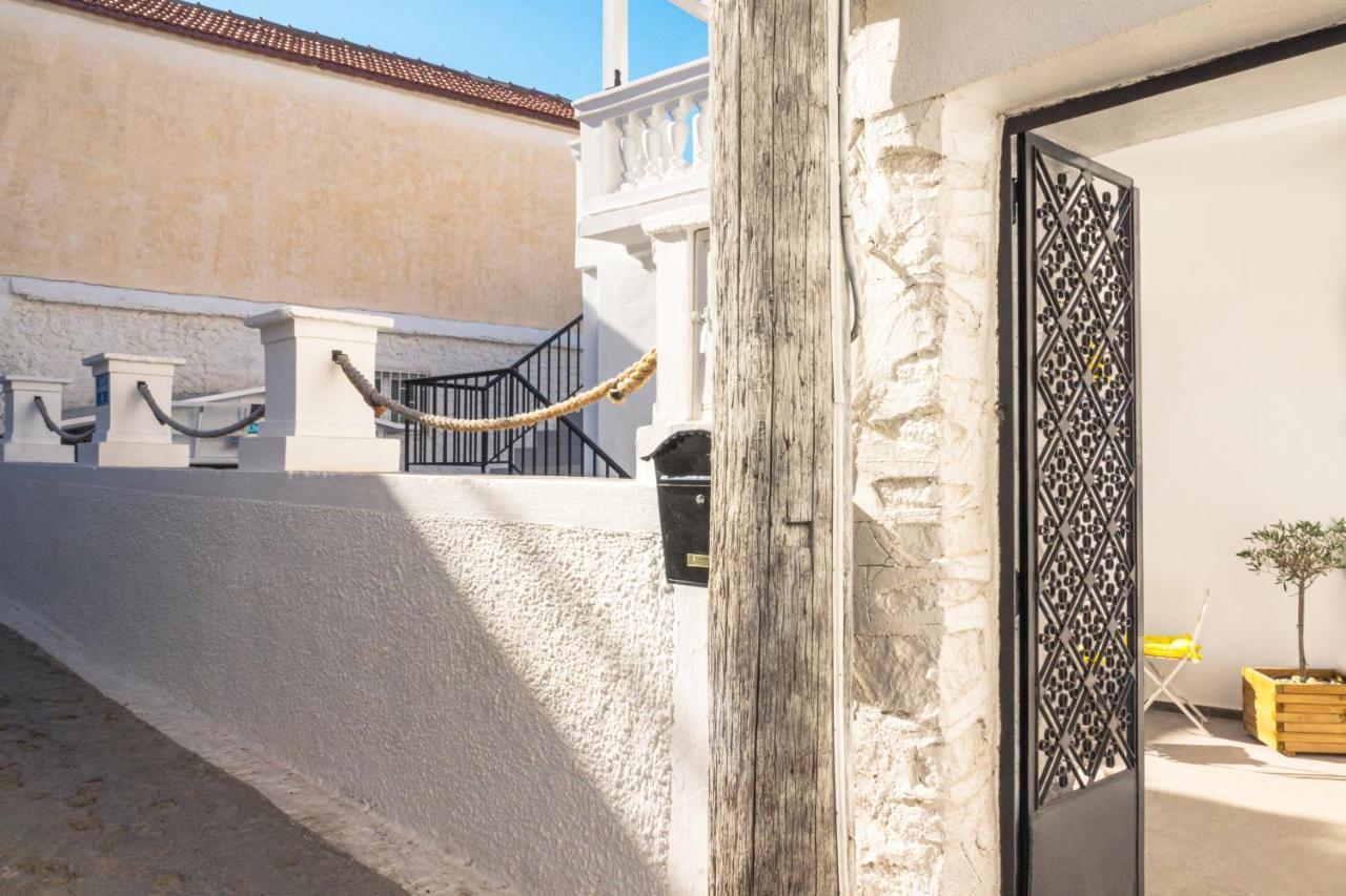 Gigi Rooms Poros Town Eksteriør billede